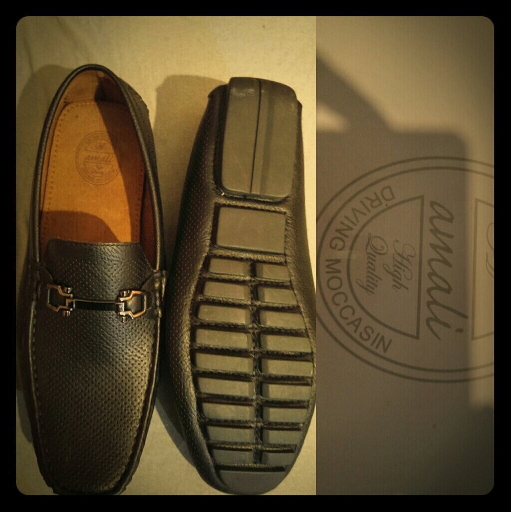 Amali driving moccasin